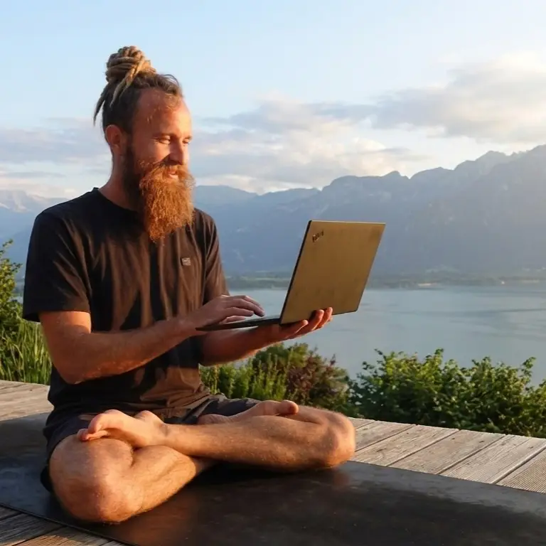 Alexander — Webdesigner für Yoga-Lehrer:innen